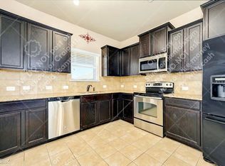301 Sassafras St, Hutto, TX 78634
