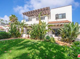 1208 Poinsettia Dr, West Hollywood, CA 90046