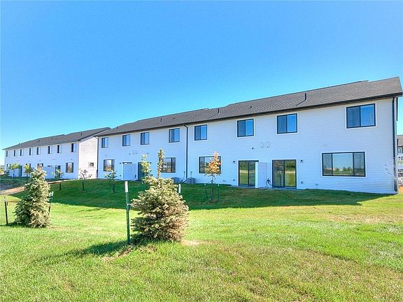 5th image of 6927 Bluebell Ct