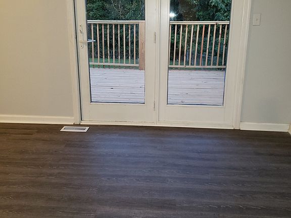 4th image of 4403 Haney Way
