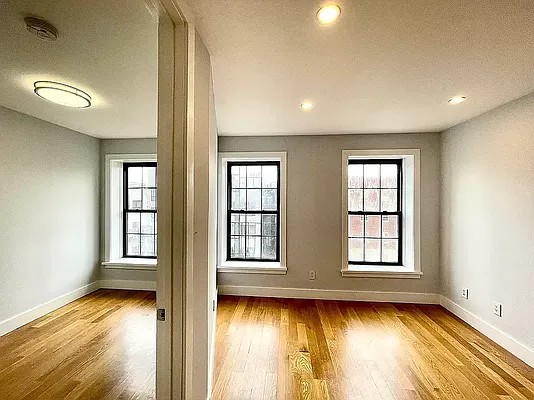 Rented by Pear NYC LLC | media 18