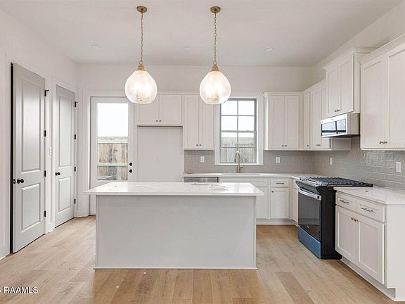 3rd image of 315 Sandstone Ave #101