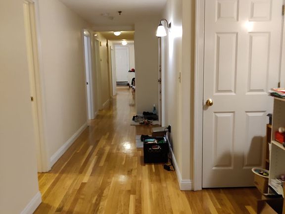 3rd image of 22 Glenville Ave #1D