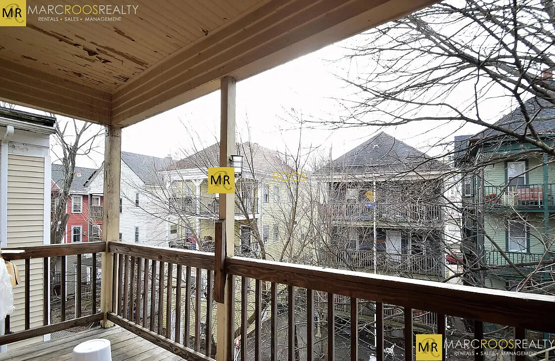 34 Cherokee St — Photo 1