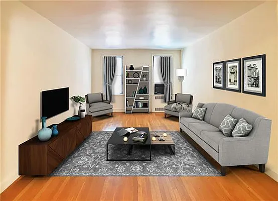 Rented by Century 21 Metropolitan | media 16