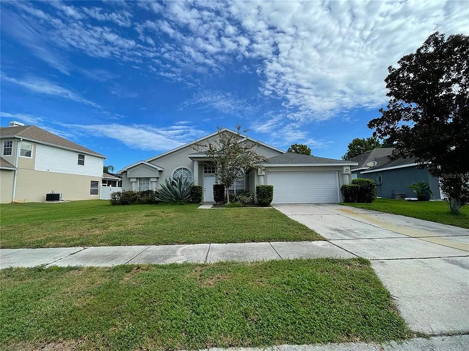 1st image of 163 Oak Grove Cir