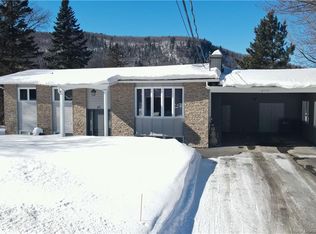 49 Hubert St, Edmundston, NB E3V 4K6
