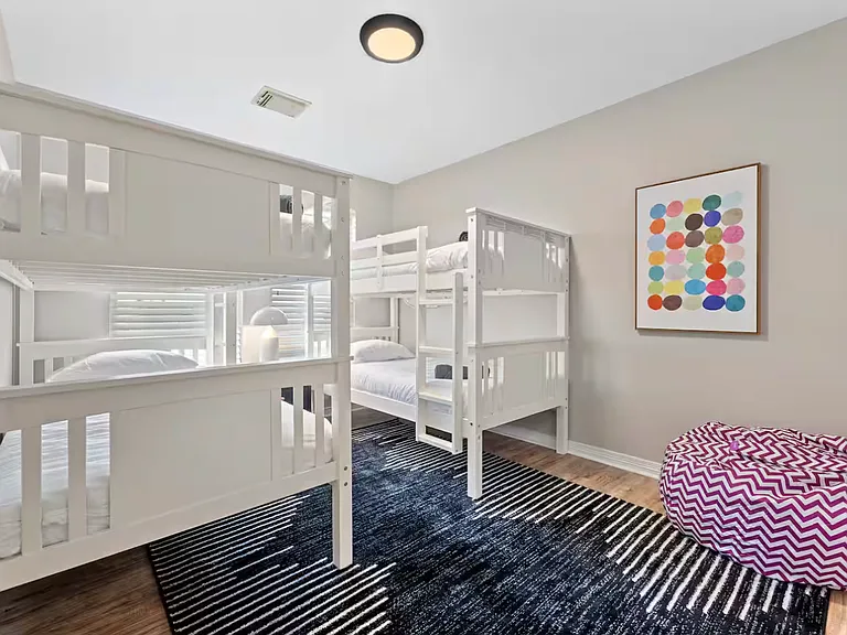 14190 Brushwood Dr — Photo 32