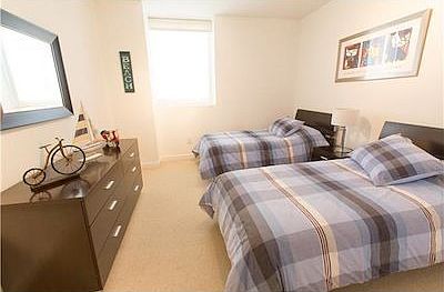 5th image of 4775 Collins Ave APT 607