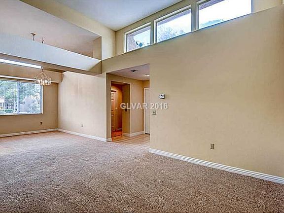 5th image of 2629 Desert Glen Dr