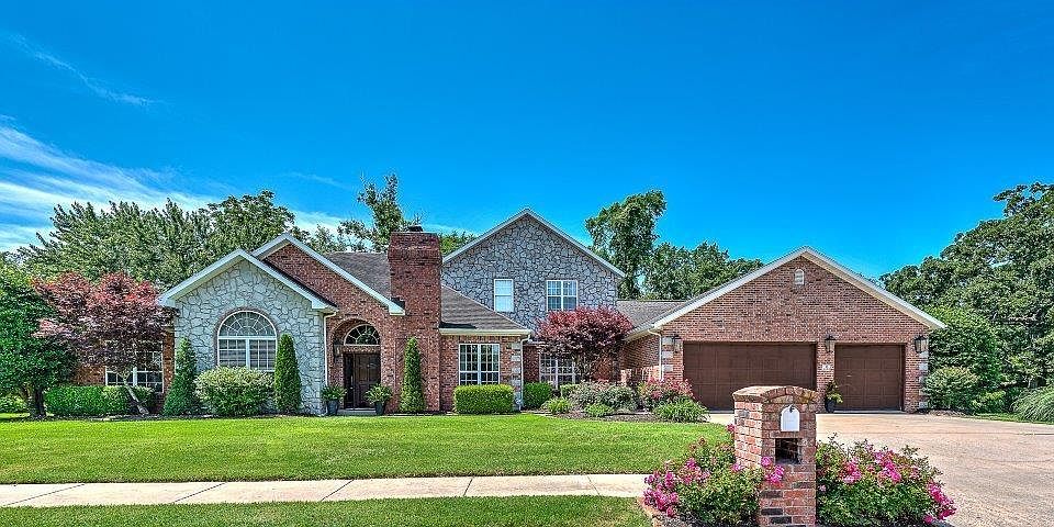 1st image of 13 Glenbrook