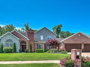 13 Glenbrook, Bentonville, AR 72712