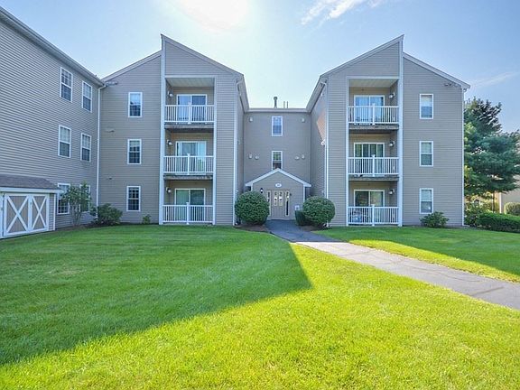 2nd image of 4 Marc Dr APT 4D9