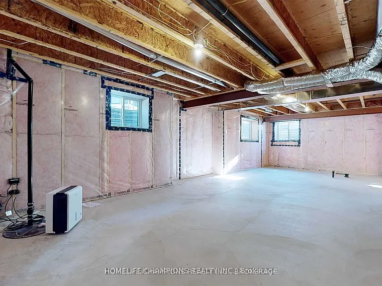9 Lillys Ct — Photo 35
