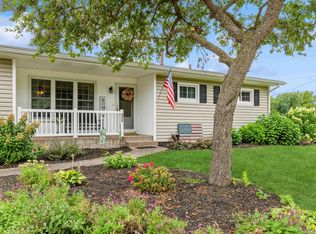 6308 221st St N, Port Byron, IL 61275