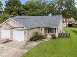 402 South St #B, Bayboro, NC 28515