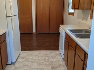 205 W 13th St #205, Newton, KS 67114