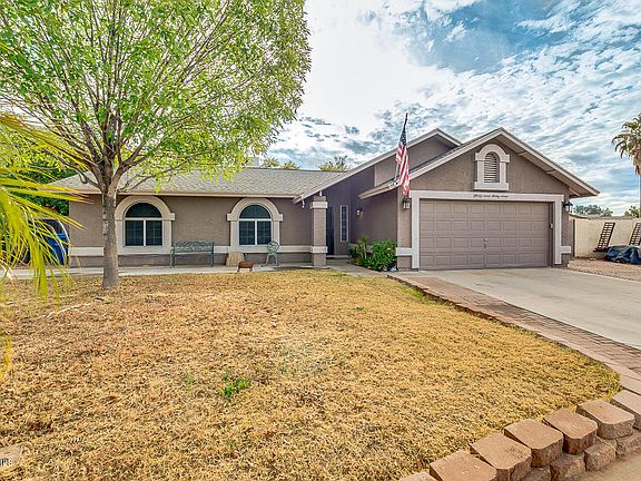 3rd image of 3737 E Forge Cir