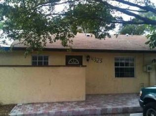 4323 NW 6th Ave, Pompano Beach, FL 33064