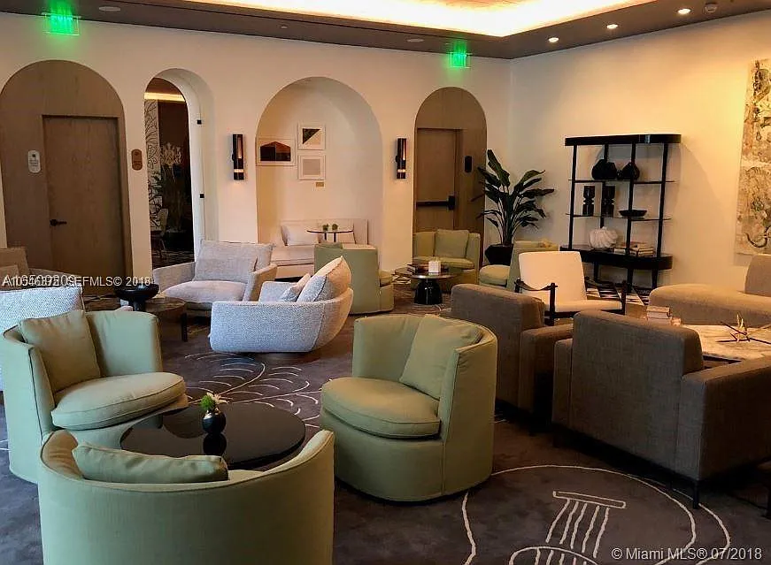 3 bed, 1450 sqft, $7,500 — Photo 2