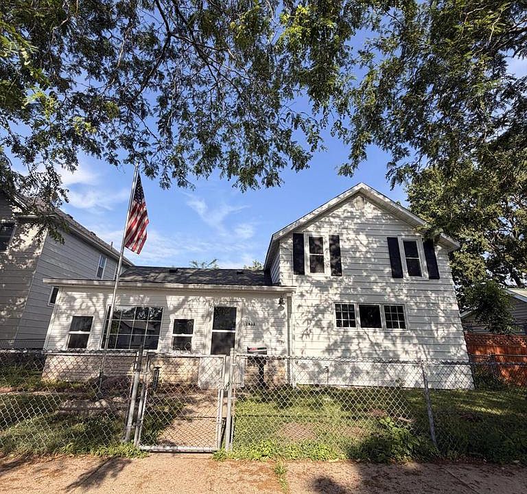 1st image of 1633 Avon STREET