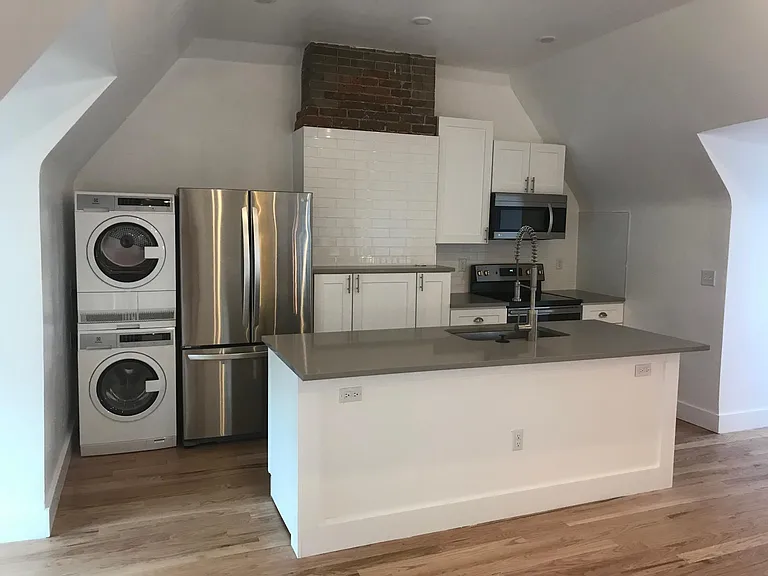 849 N Washington St #300 — Photo 4