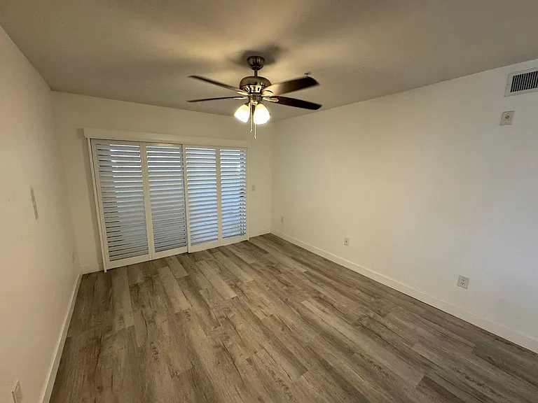 1295 N Ash St #1018 — Photo 9