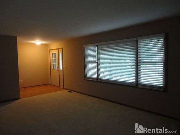 2nd image of 290 Hickory Oaks Dr