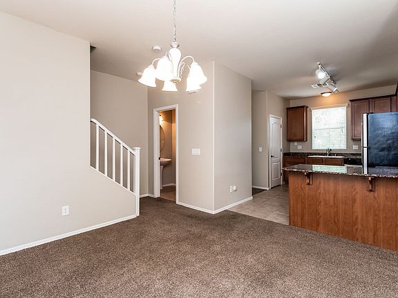 5th image of 1634 S Chatsworth