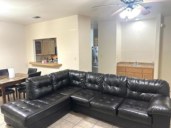 5th image of 9804 Cantera Ct Unit 3