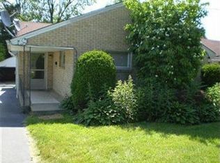 492 10th St #492, Struthers, OH 44471