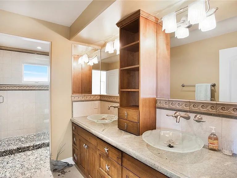 840 Canyon View Dr — Photo 25