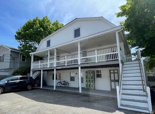 26 Thorwald Ave, Hampton, NH 03842