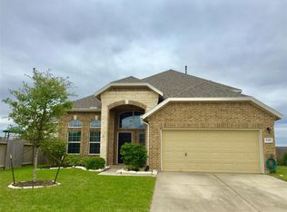 8335 Egret Bay Cir, Baytown, TX 77523