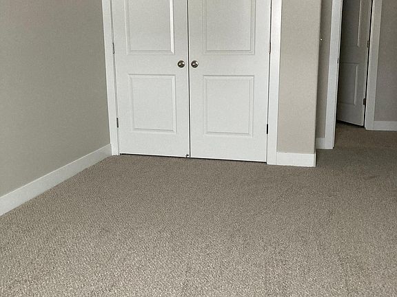 4th image of 3038 E 80 S