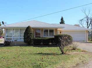 108 S Jackson St, Morrison, IL 61270