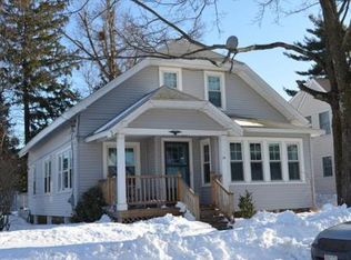 28 Arbutus Rd, Worcester, MA 01606