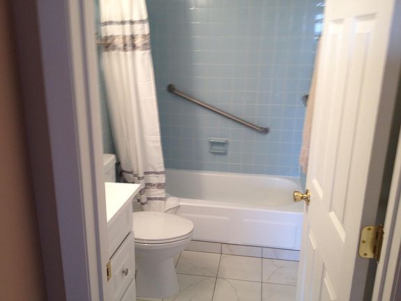 5th image of 1501 Darien Lake Dr APT 304
