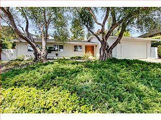 1st image of 122 Thunderbird Ct