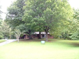231 Hilltop Dr, Wilkesboro, NC 28697
