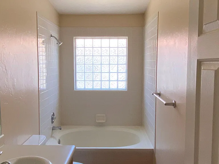 3041 E Loretta Dr — Photo 22