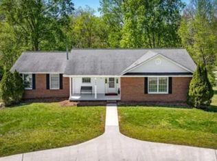 380 Lavista Dr, Blue Ridge, GA 30513