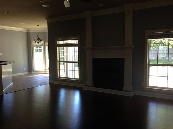 3rd image of 2909 Concho Bend Dr