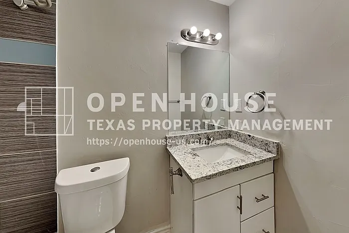 1206 Hillwood Way — Photo 16