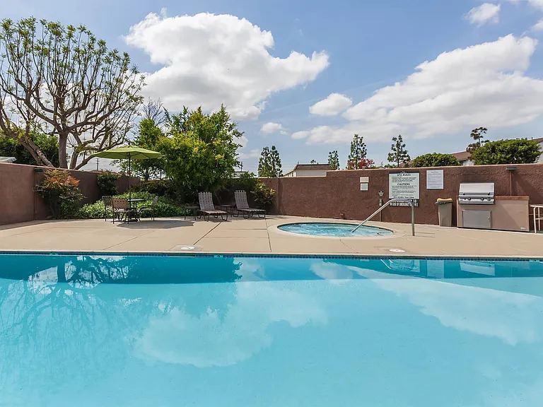 Casa Pacifica Apartment Homes — Photo 5