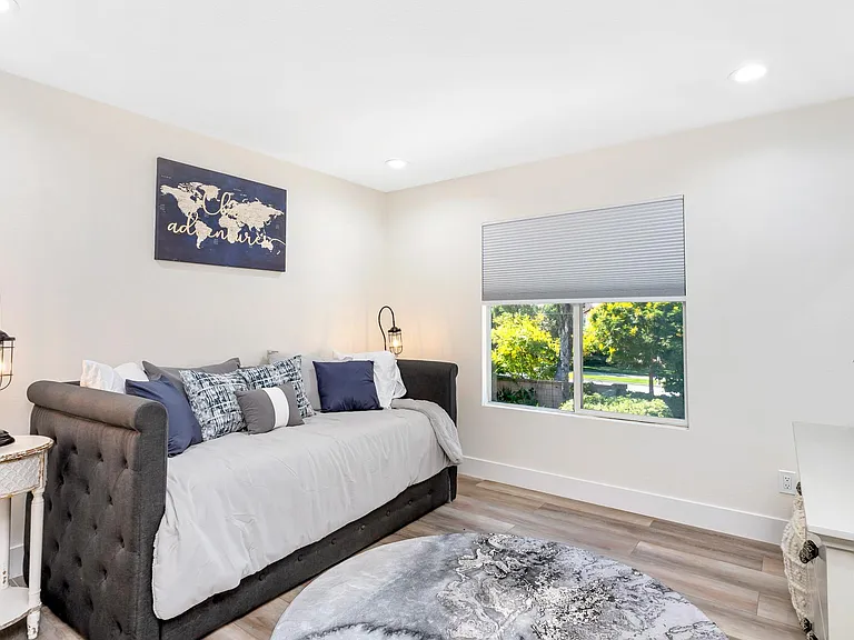 43635 Altamura Ct — Photo 23