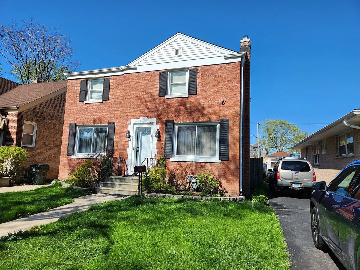 414 Marshall Ave photo 1