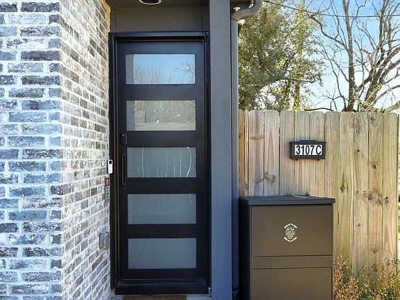 3rd image of 3107 Saint Charles St #C