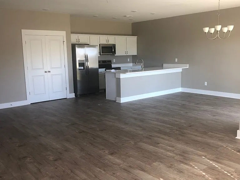3625 Leafy Pass — Photo 2