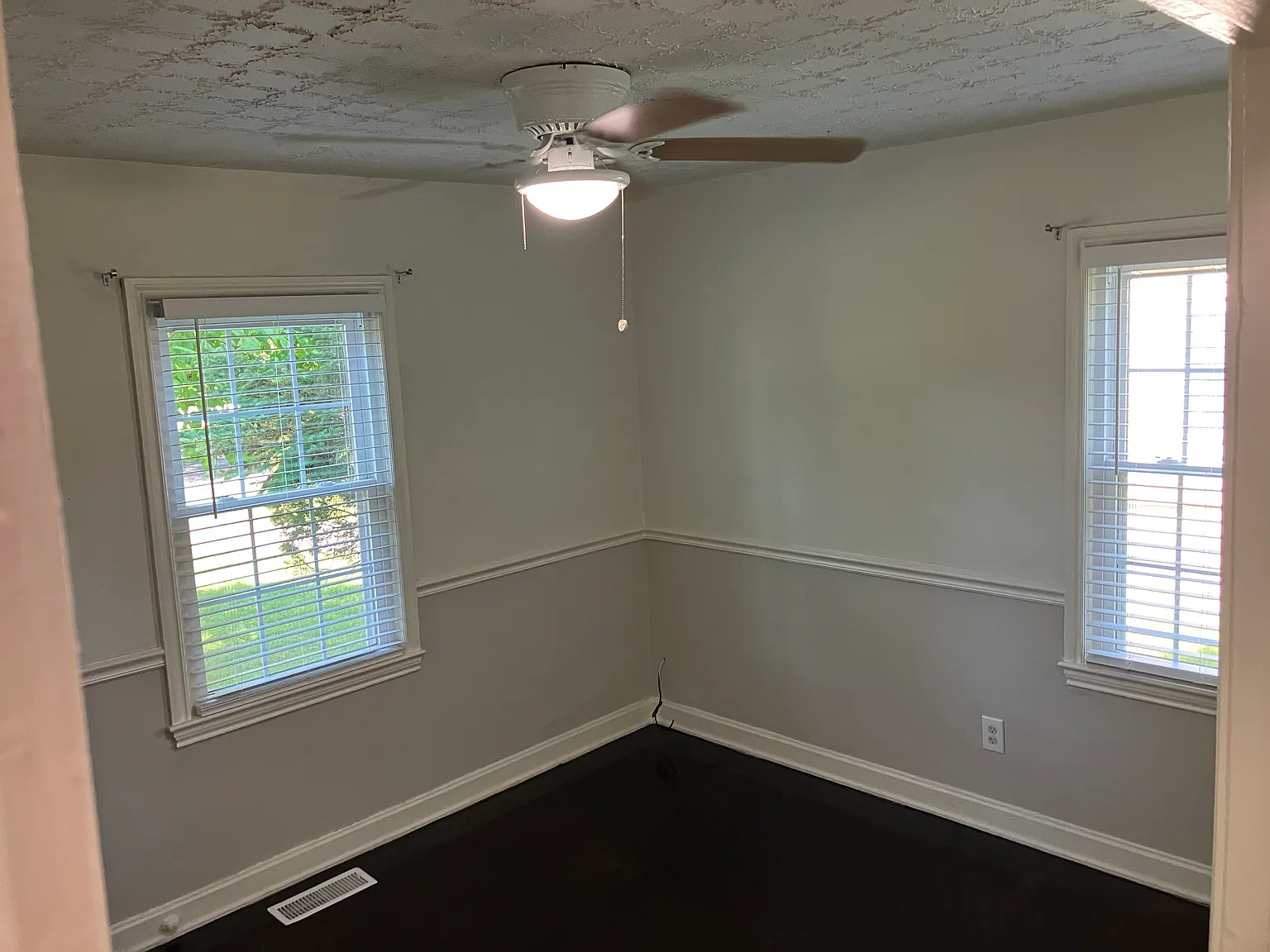 2 bed, 1220 sqft, $1,600 — Photo 3